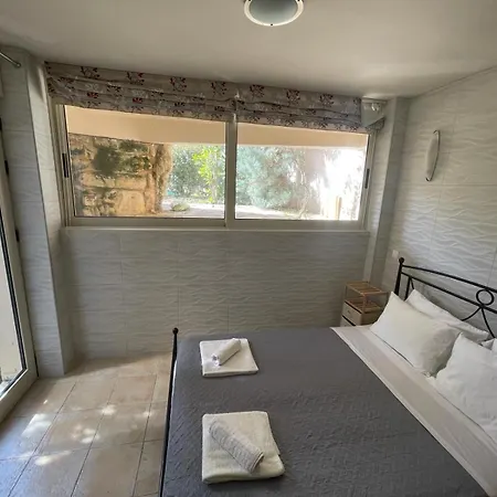 Cassiopeia 3-bedroom House On The With Pool 別荘 ハニア