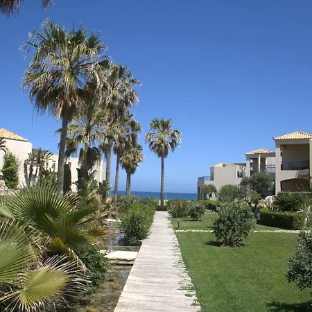 Cassiopeia 3-bedroom House On The Beach With Pool Chania (Crete)