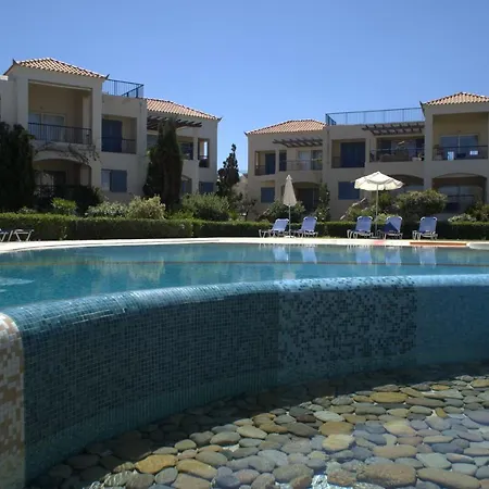 Cassiopeia 3-bedroom House On The Beach With Pool Chania (Crete)